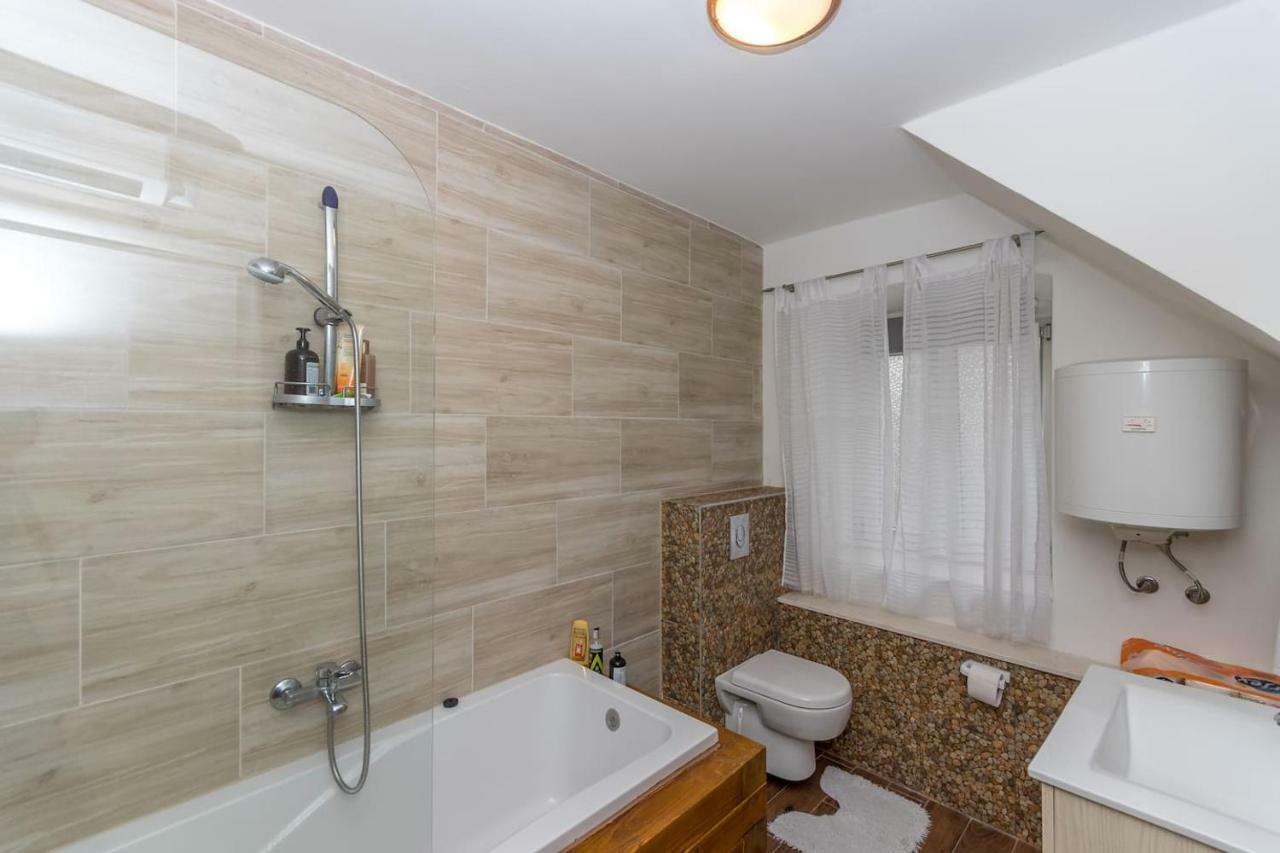 Dalmatinska Kuca Blanka Villa Kaštela Buitenkant foto